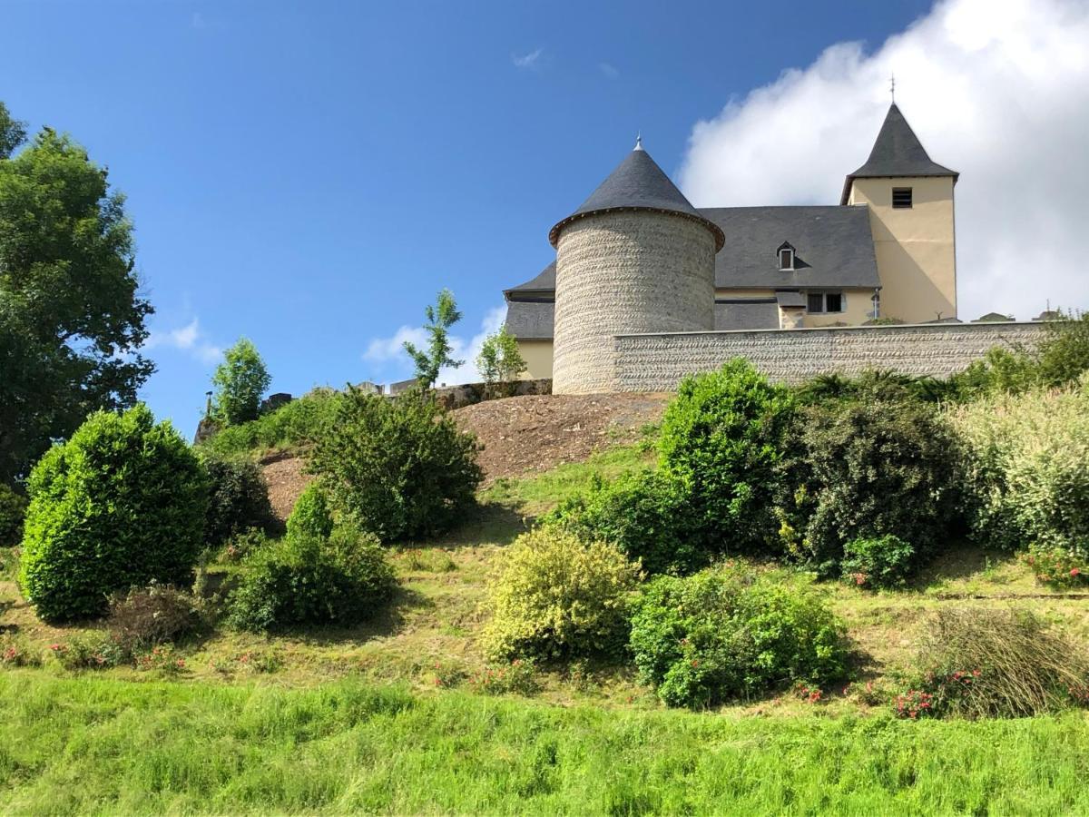 Chateau Porthos Tranquillite Des Pyrenees 拉讷 外观 照片