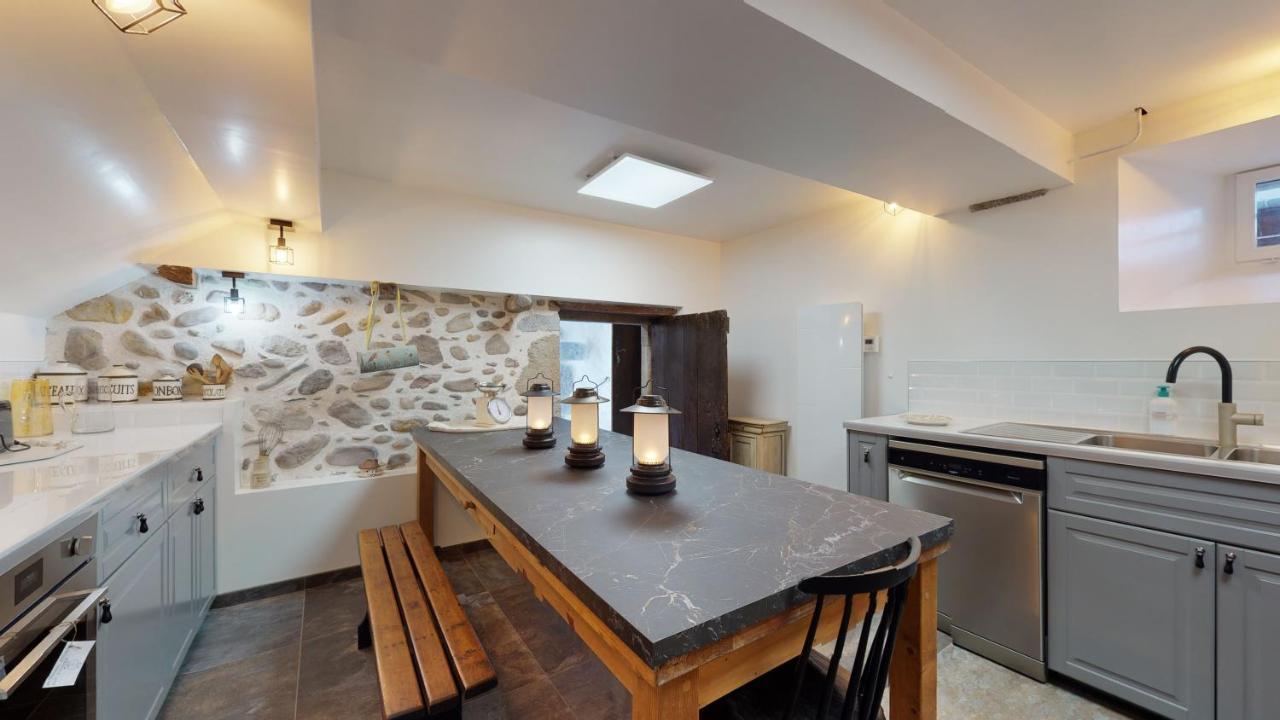 Chateau Porthos Tranquillite Des Pyrenees 拉讷 外观 照片