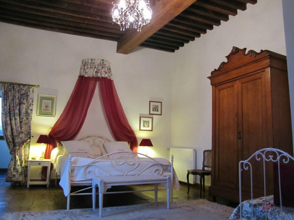 Chateau Porthos Tranquillite Des Pyrenees 拉讷 外观 照片